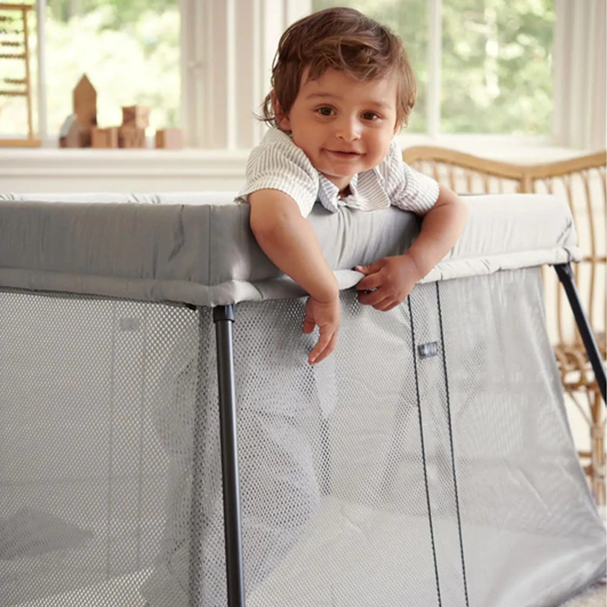 BABYBJÖRN Play Yard Light Mesh
