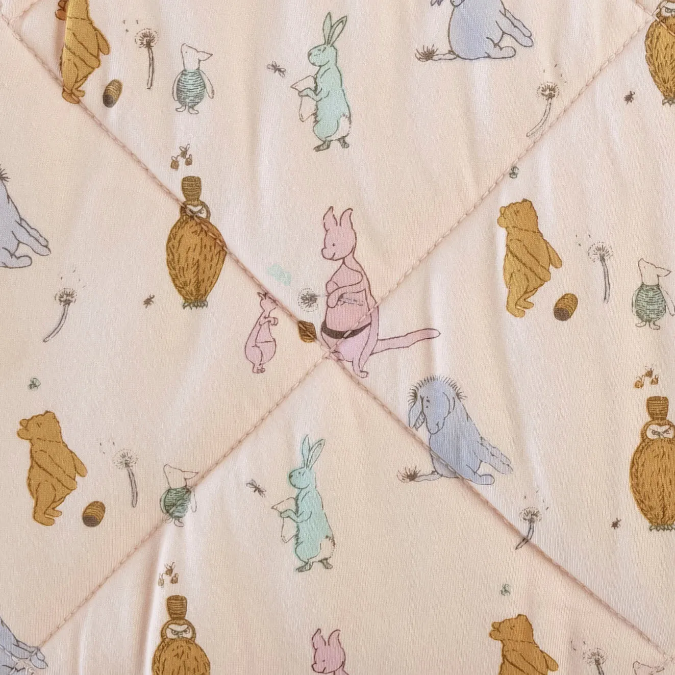 classic ruffle quilt | peach pooh   friends | organic cotton jersey