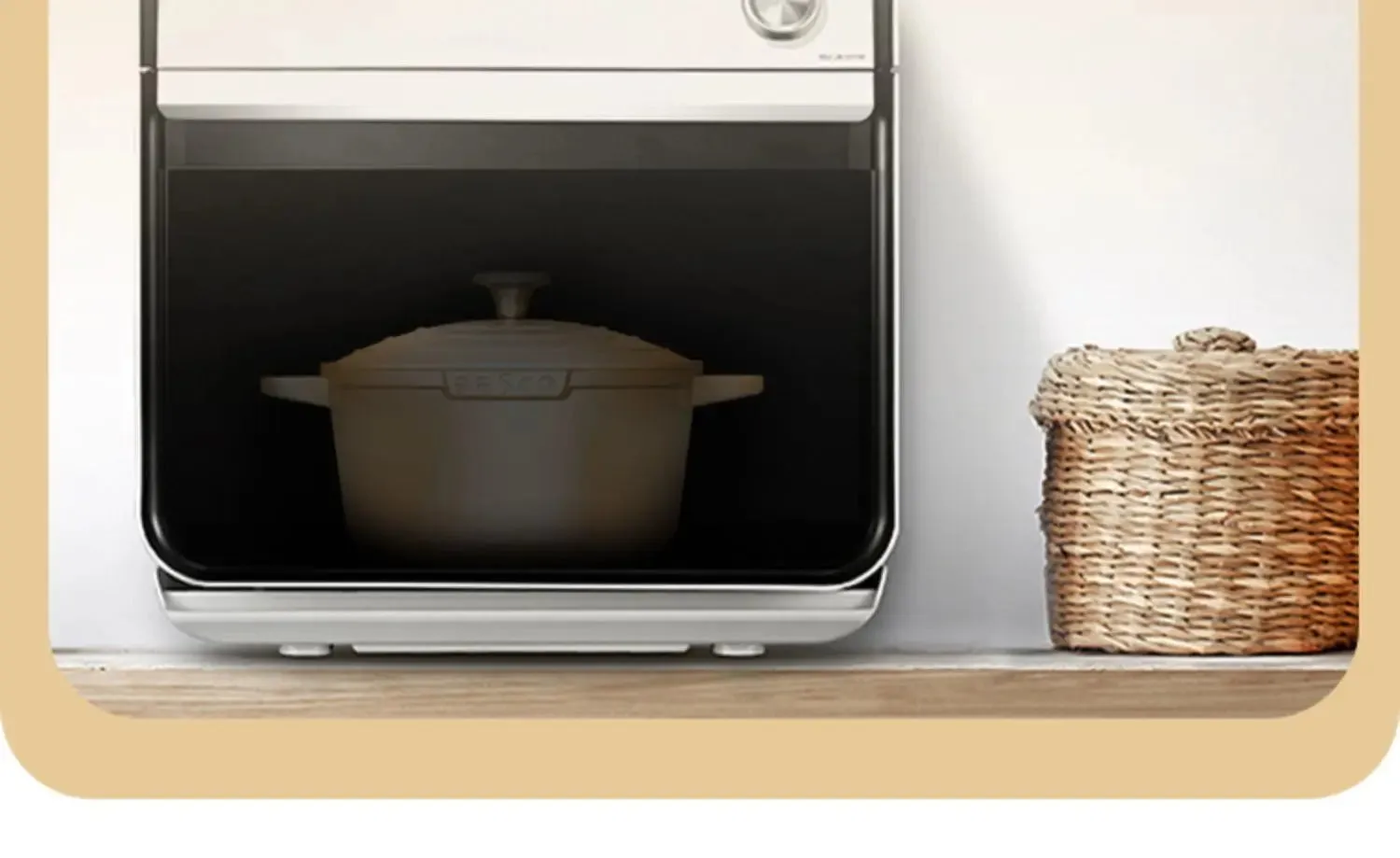 Easy Clean Non-Stick Cookware: Gas & Induction Compatible.
