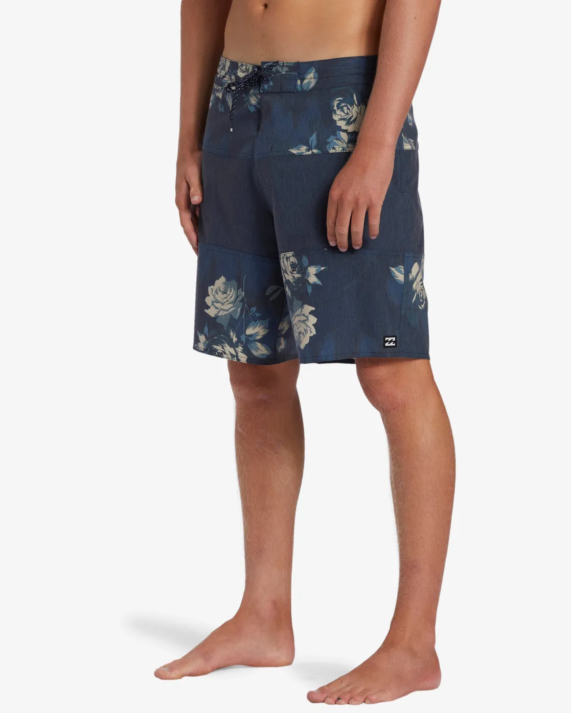 Tribong Lo Tide 19" Boardshorts - Indigo