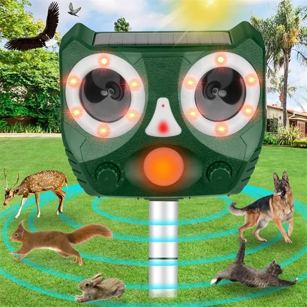 Ultrasonic Animal Repeller Outdoor, Solar Powered Squirrels Repeller Waterproof Deer Repeller for RatsDog, Cat, Squirrels, Bird, Rabbit, Deer, Raccoon Farm Yard Garden
